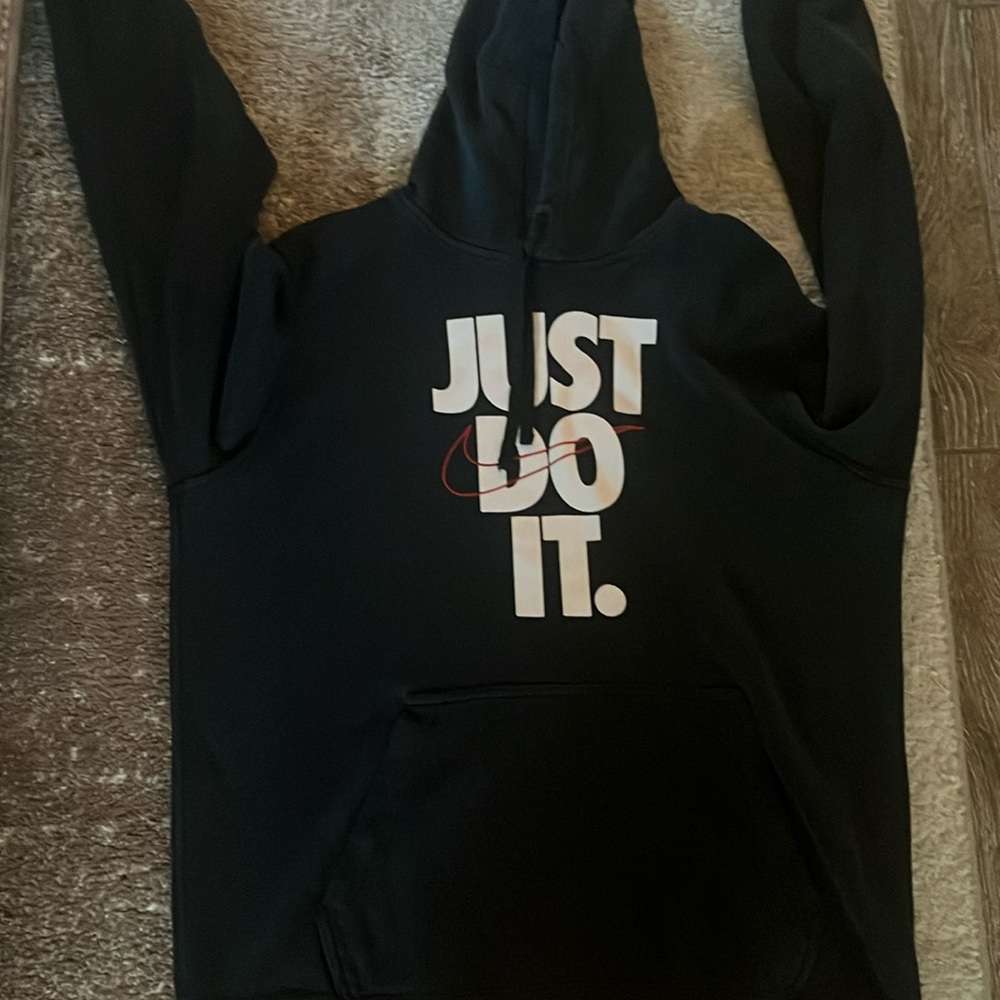 Nike pullover hoodie